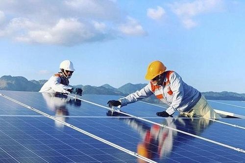 Điện gió và điện mặt trời tăng trưởng giúp phát thải ngành Điện toàn cầu ổn định