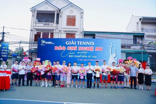 Giải Tennis báo chí Nghệ An thu hút gần 250 vận động viên tham gia