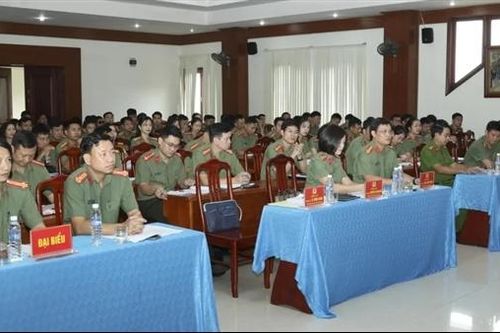 Tập huấn công tác quản lý, cung cấp thông tin trên cổng, trang thông tin điện tử CAND
