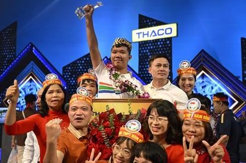 Clip khoảnh khắc xướng tên nhà vô địch Đường lên đỉnh Olympia 2023