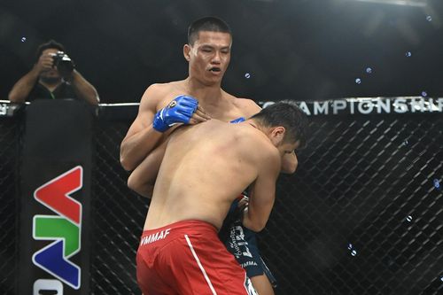 HCB tán thủ thế giới 2019 thắng knock-out tại sự kiện Lion Championship 10