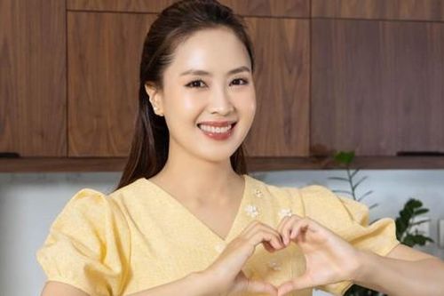 Hồng Diễm được khen là 'đại mỹ nhân' khi ngày càng quyến rũ
