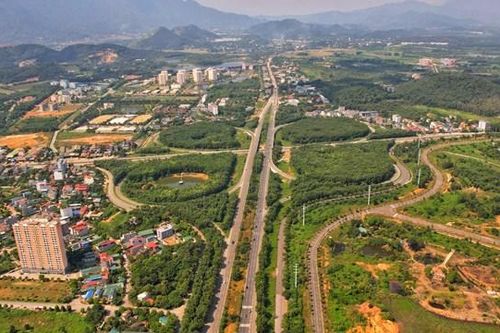 Hiện trạng con đường cao tốc Đại lộ Thăng Long, đoạn từ QL21B đến Hòa Bình sắp khởi công