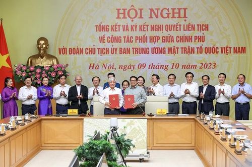 Thủ tướng: Phát huy sức mạnh đại đoàn kết để chuyển xoay tình thế trước khó khăn, thách thức