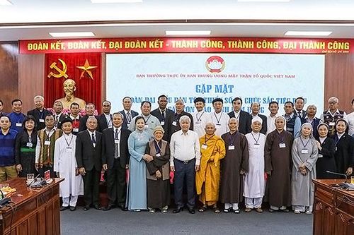 Không ngừng nâng cao vai trò người có uy tín trong đồng bào dân tộc thiểu số