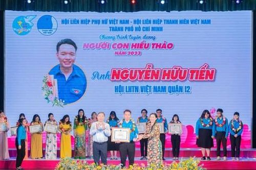 47 gương 'Người con hiếu thảo năm 2023' được TP. HCM tuyên dương