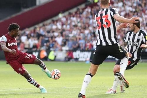 Newcastle đánh rơi chiến thắng thứ 5 liên tiếp ở phút cuối, Aston Villa lỡ tốp 4