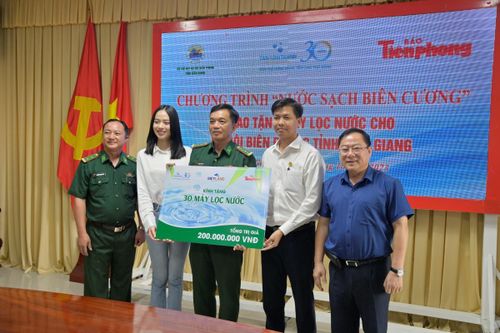 Kiên Giang: Khởi công xây dựng 'Ngôi nhà nhân ái' và trao tặng máy lọc nước cho cán bộ, chiến sĩ BĐBP