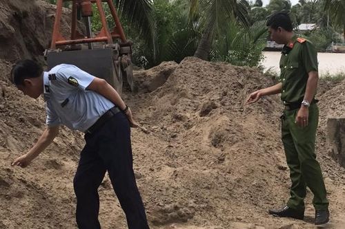 Bến Tre: Xử lý nghiêm các trường hợp khai thác, kinh doanh cát trái phép