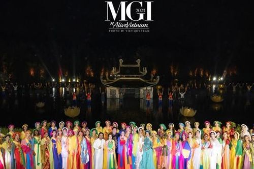 Show Tinh hoa Bắc Bộ của đạo diễn Hoàng Nhật Nam nhận 'cơn mưa' lời khen