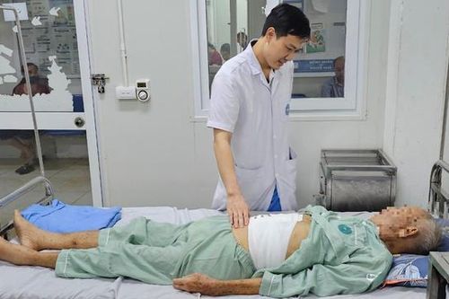 Phẫu thuật thành công trường hợp có khối u khổng lồ ở thành bụng