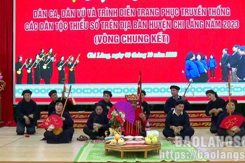 Chung kết Liên hoan dân ca, dân vũ và trình diễn trang phục truyền thống các dân tộc thiểu số huyện Chi Lăng: Xã Gia Lộc giành giải nhất toàn đoàn
