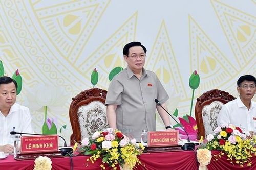 Chủ tịch Quốc hội Vương Đình Huệ làm việc với Ban Thường vụ Tỉnh ủy Sóc Trăng