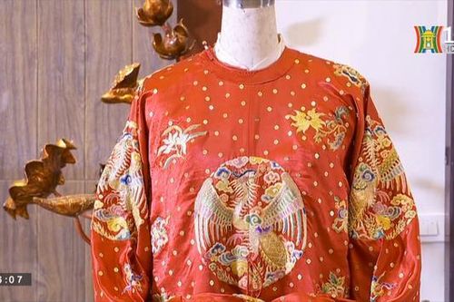 Tinh hoa làng nghề truyền thống khăn chầu, áo ngự