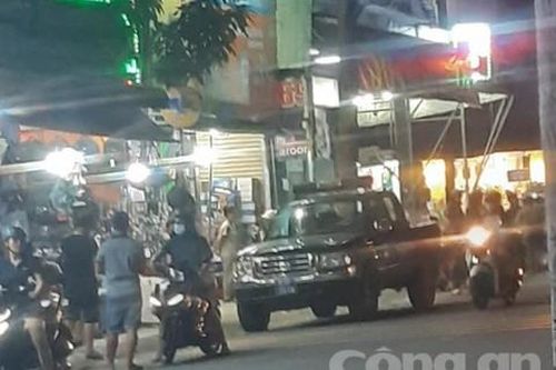 Đâm bạn nhậu tử vong tại quán bida rồi ra công an đầu thú
