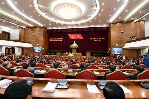 Thường xuyên theo dõi, kiểm tra cán bộ được đưa vào diện quy hoạch