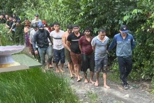 Đồng Nai: Phá sòng bạc giữa cánh đồng hoang do một phụ nữ cầm đầu