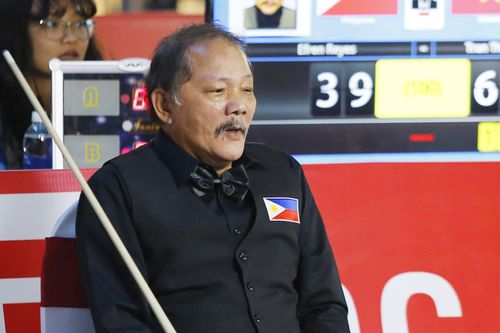 Huyền thoại Efren Reyes thi đấu biểu diễn tại Hà Nội