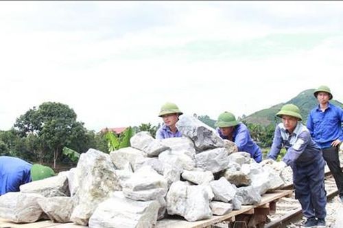Thông tuyến đường sắt Hà Nội - Lào Cai