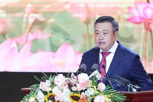 Chủ tịch UBND thành phố Hà Nội: Phong trào 'Người tốt, việc tốt' đã trở thành nét đẹp tiêu biểu, mang bản sắc riêng của Thủ đô ngàn năm văn hiến (*)