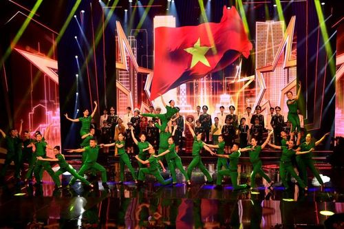 Hơn 1.500 nghệ sĩ tham dự Hội diễn Nghệ thuật chuyên nghiệp đề tài Quốc phòng toàn dân