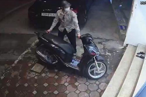 Cận cảnh tên trộm xe Honda SH trong vòng 20 giây