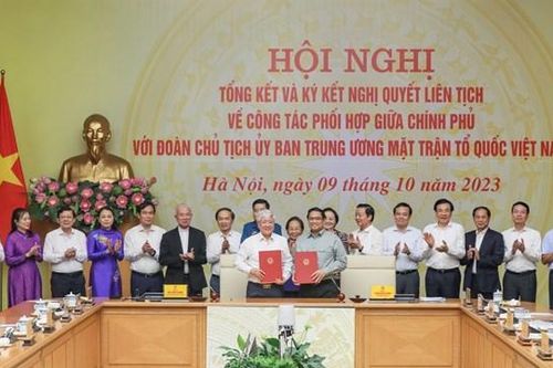 BẢN TIN MẶT TRẬN: Đoàn kết để hóa giải thách thức, vượt qua khó khăn