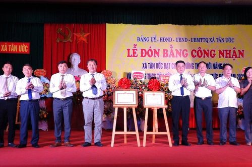Huyện Thanh Oai: Xã Tân Ước đạt chuẩn nông thôn mới nâng cao