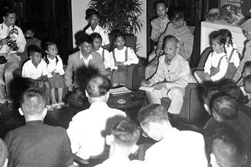 69 năm Ngày Giải phóng Thủ đô (10/10/1954-10/10/2023): Bác Hồ với Thủ đô Hà Nội