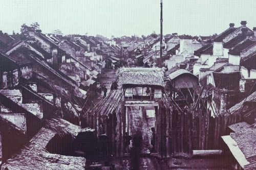 Xem triển lãm 'Thành xưa phố cũ': Khi Hà Nội 'thay da đổi thịt' theo thời gian