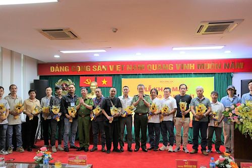 Khai mạc Trại sáng tác mỹ thuật về đề tài Cảnh sát cơ động