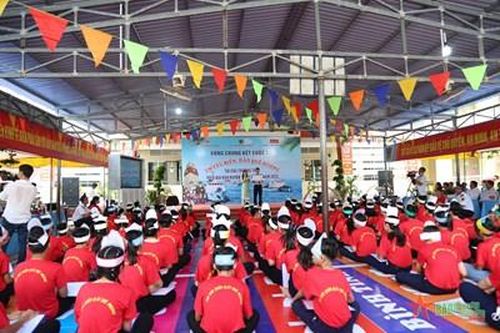 Không ngừng bồi đắp tình yêu biển, đảo