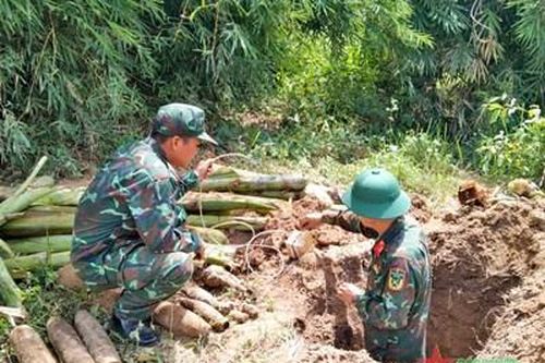 Ban chỉ huy quân sự huyện Đắk Mil tiêu hủy thành công nhiều đạn, vật liệu nổ