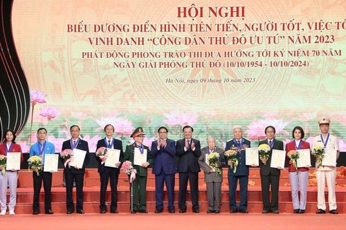 Vinh danh 'Công dân Thủ đô Ưu tú' năm 2023