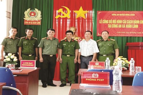 Một cửa ở Công an cơ sở