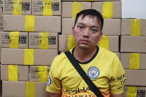 Bắt quản lý công ty kho tinh dầu, thuốc lá điện tử hơn 70 tỷ đồng không rõ nguồn gốc