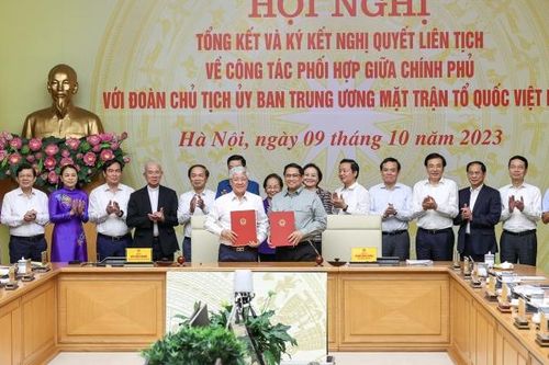 Kết hợp sức mạnh dân tộc và sức mạnh thời đại để chuyển xoay tình thế trước những diễn biến mới