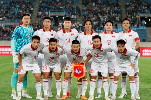 Trung vệ Quế Ngọc Hải: 'Đội tuyển Việt Nam thi đấu khá tốt trước Trung Quốc'