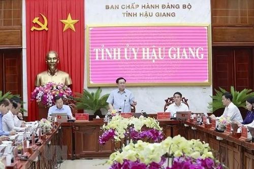Chủ tịch Quốc hội đánh giá Hậu Giang là 'điểm sáng' trong phát triển kinh tế - xã hội