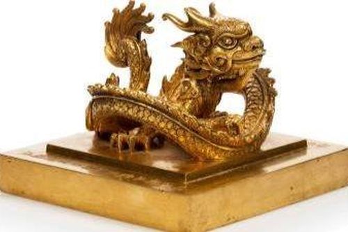 Thời điểm đưa ấn vàng triều Nguyễn Hoàng đế chi bảo về nước