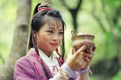 Nàng A Tử 'Thiên long bát bộ' bản TVB ở tuổi 57