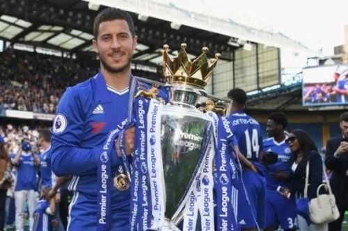 Eden Hazard quyết định 'treo giày' ở tuổi 32