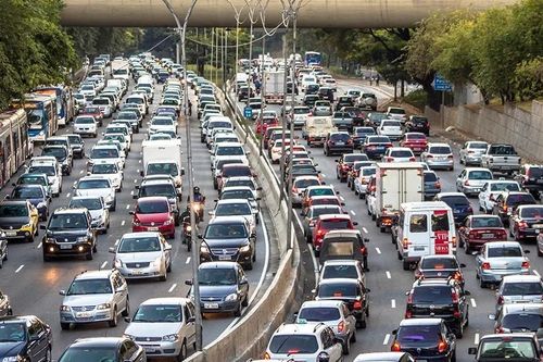 Hạn chế xe giờ cao điểm, 'bí kíp' chống tắc đường ở nhiều đô thị thế giới