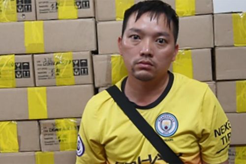 Vụ buôn lậu thuốc lá điện tử hơn 70 tỷ ở TP.HCM: Bắt khẩn cấp thủ phạm