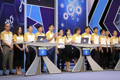 Lần đầu thi cải cách hành chính và chuyển đổi số trên sóng truyền hình