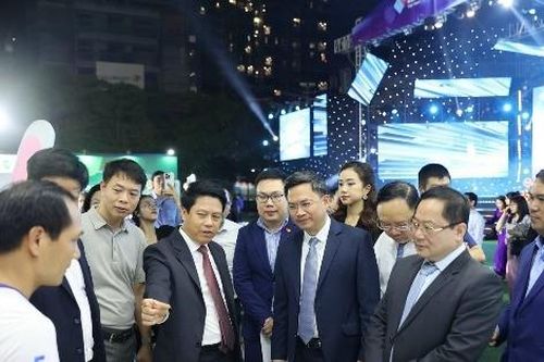 Thanh toán không dùng tiền mặt đạt 138,3 triệu tỷ đồng