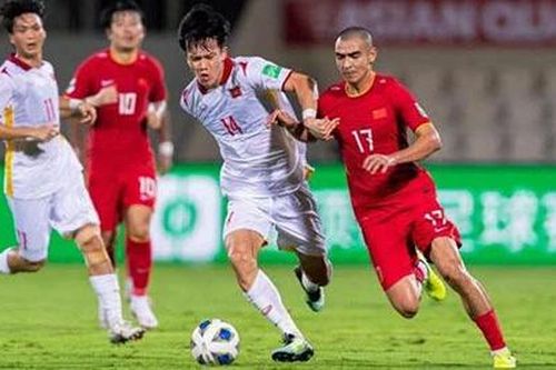 Báo giới Trung Quốc chờ đội nhà giành chiến thắng trước ĐT Việt Nam; Cristiano Ronaldo chọn xong ngày giã từ sự nghiệp