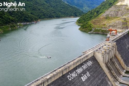 Vận hành hạ mực nước hồ Bản Vẽ về mực nước đón lũ
