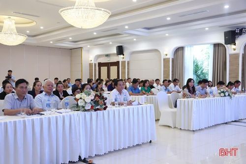 Trang bị kiến thức cho cán bộ bảo trợ người khuyết tật, trẻ mồ côi