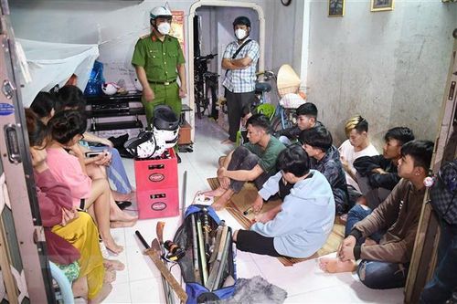 Trà Vinh: Xử lý nhóm thanh, thiếu niên tàng trữ vũ khí, sử dụng ma túy